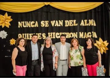 Acto de jubilación de docentes cauceteras Acto de jubilación de docentes cauceteras