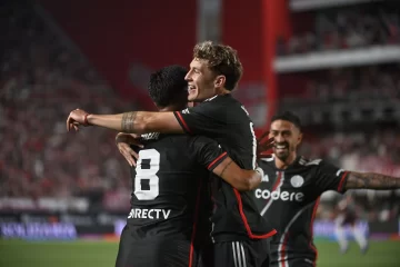 Con Armani como figura, River venció a Estudiantes y dio un paso clave para entrar en la Copa Con Armani como figura, River venció a Estudiantes y dio un paso clave para entrar en la Copa