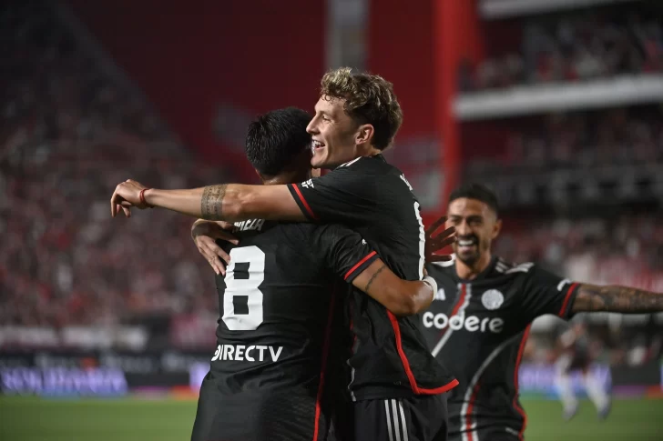 Con Armani como figura, River venció a Estudiantes y dio un paso clave para entrar en la Copa Con Armani como figura, River venció a Estudiantes y dio un paso clave para entrar en la Copa