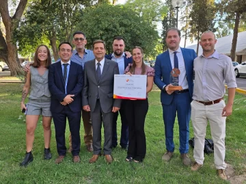 Entregaron el “Premio Provincial a la Calidad” y el máximo galardón fue para la Oficina Judicial Penal Entregaron el “Premio Provincial a la Calidad” y el máximo galardón fue para la Oficina Judicial Penal