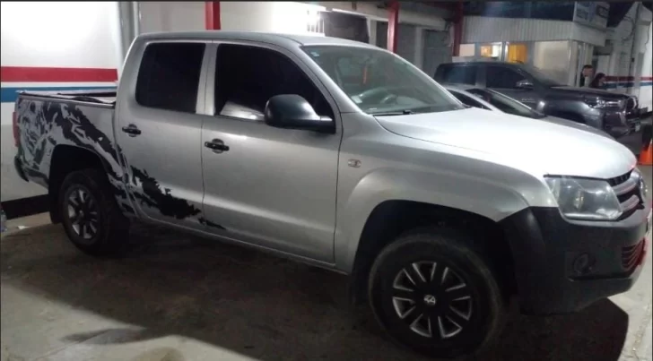 Hallaron en Pocito una camioneta que tenía pedido de secuestro en Mendoza Hallaron en Pocito una camioneta que tenía pedido de secuestro en Mendoza