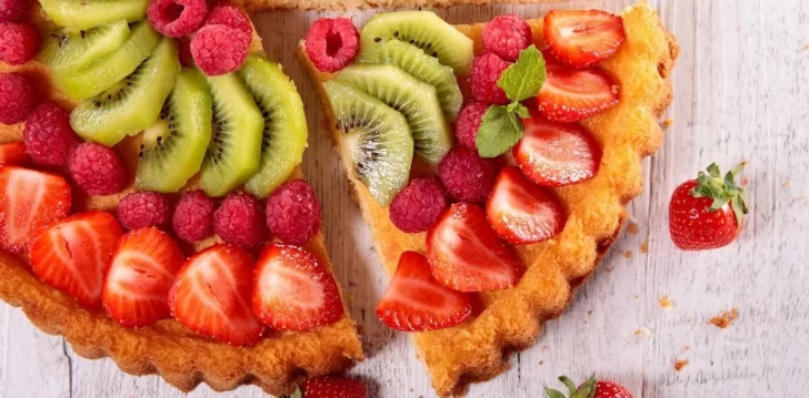 Receta de tarta de frutas con crema diplomata: fácil y riquísima Receta de tarta de frutas con crema diplomata: fácil y riquísima