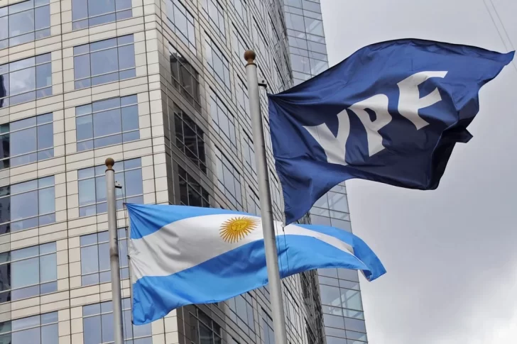 Dos escritos para frenar el fallo por YPF