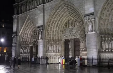 La catedral de Notre Dame reabrió sus puertas luego del devastador incendio en 2019 La catedral de Notre Dame reabrió sus puertas luego del devastador incendio en 2019