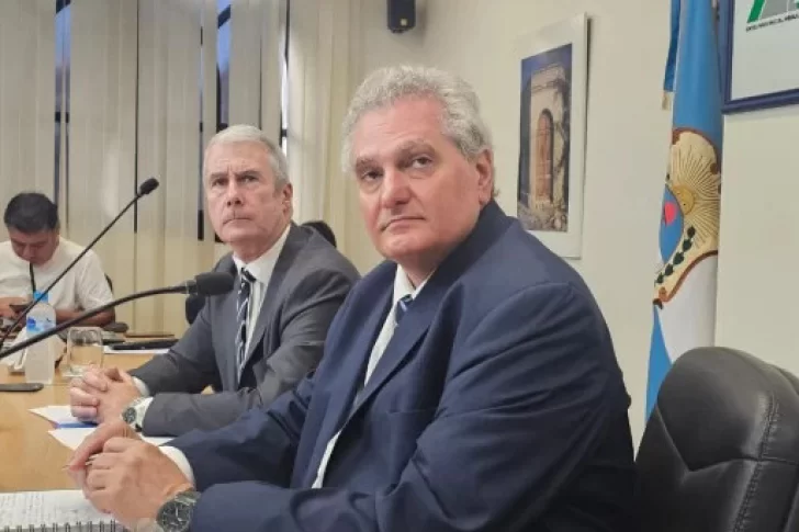 Acordaron que bajará el costo local en la factura de electricidad