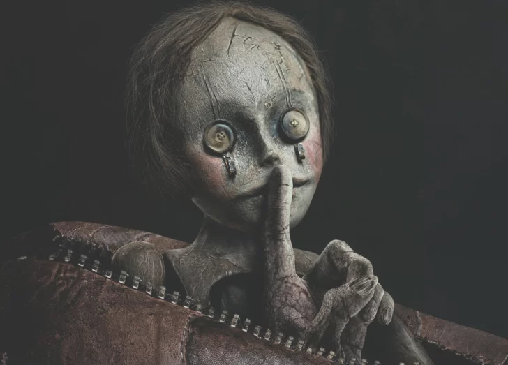 Tenebrosa criatura acecha la pantalla