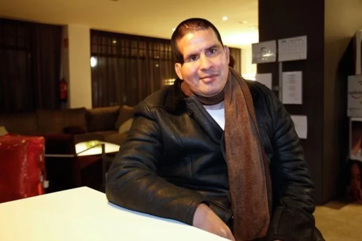 Murió la esposa del exfutbolista Fernando Cáceres al caer desde un séptimo piso Murió la esposa del exfutbolista Fernando Cáceres al caer desde un séptimo piso