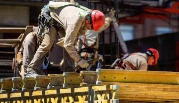 El Gobierno convocó a debatir el Salario Mínimo, Vital y Móvil para 2025 El Gobierno convocó a debatir el Salario Mínimo, Vital y Móvil para 2025