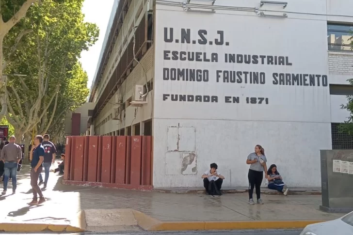 Suspendido por alerta meteorológica: sin actividades en UNSJ, UCCuyo y Chalet Cantoni