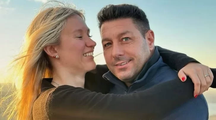 La desgarradora despedida de la novia del piloto que murió al estrellarse el avión