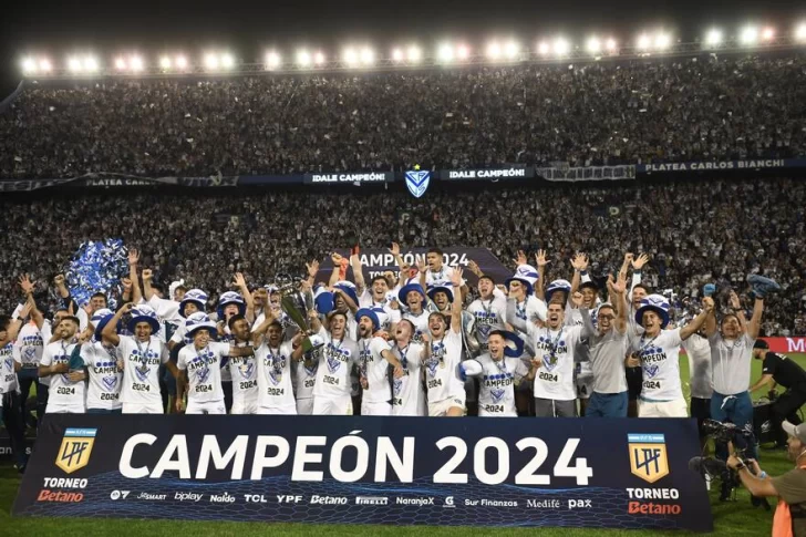 ¡Vélez campeón! Derrotó a Huracán y se quedó con el título ¡Vélez campeón! Derrotó a Huracán y se quedó con el título