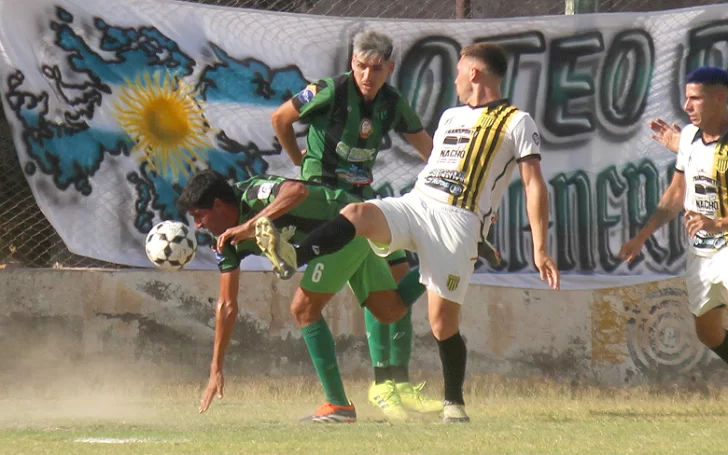 Atenas venció a López Peláez y jugará la final del Torneo de Verano Atenas venció a López Peláez y jugará la final del Torneo de Verano