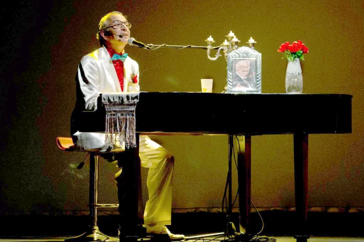 Una despedida a puras risas