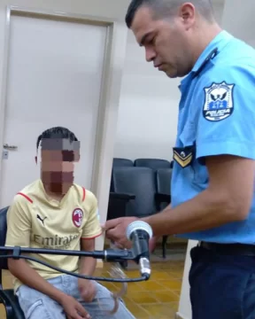 ¿Cayó por un asalto que cometió otro?: el juez le dio domiciliaria hasta averiguarlo