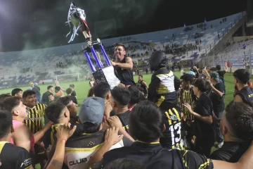 Atenas, el dueño del Oficial 2024