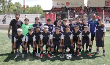 DCC110125-015F04-728x431