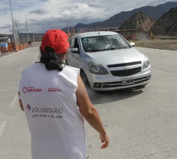 DCC120125-004F03-728x655