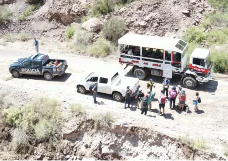 Evacúan 30 personas por crecidas del Atuel Evacúan 30 personas por crecidas del Atuel