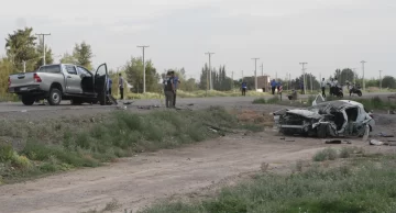 Una mujer grave y otros 6 heridos en un impactante choque frontal en Ruta 40