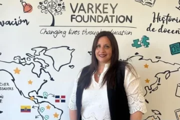 Una docente argentina entre las mejores 10 del mundo