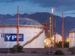 YPF acuerda exportar GNL a India