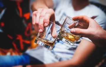 Una noche de alcohol y drogas terminó con un sujeto condenado a más de 3 años de prisión por golpear a una chica Una noche de alcohol y drogas terminó con un sujeto condenado a más de 3 años de prisión por golpear a una chica