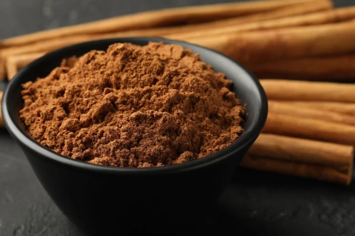 Dónde hay que poner canela para atraer abundancia en octubre