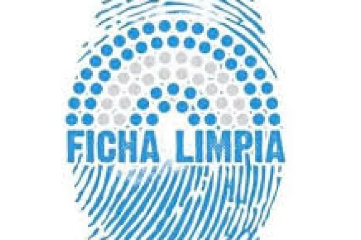 Ficha Limpia puede dejar fuera de las elecciones 2025 a Cristina