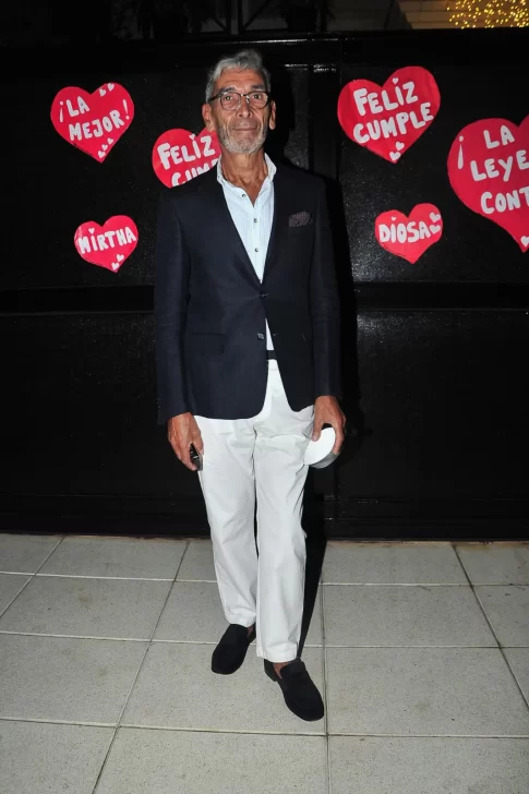 19868279-6721-4735-a97b-fa71902d5743-485x728 19868279-6721-4735-a97b-fa71902d5743-485x728