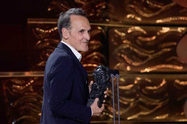 ALBERTO-IGLESIAS-MUSICA-LA-HABITACION-DE-AL-LADOGOYA-AWARDS