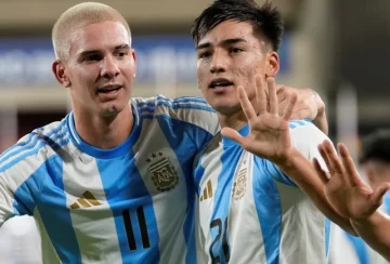 La Argentina ganó y clasificó al Mundial