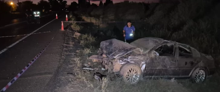 Volvía a su casa luego de una juntada con amigos y perdió la vida al volcar en auto Volvía a su casa luego de una juntada con amigos y perdió la vida al volcar en auto