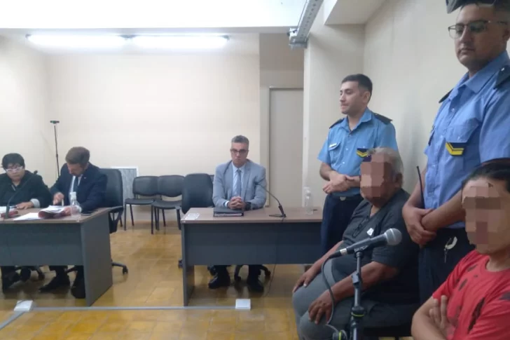 ¿Violó a su hermana con discapacidad y a un  primo?, ¿ella fue abusada por su abuelastro?