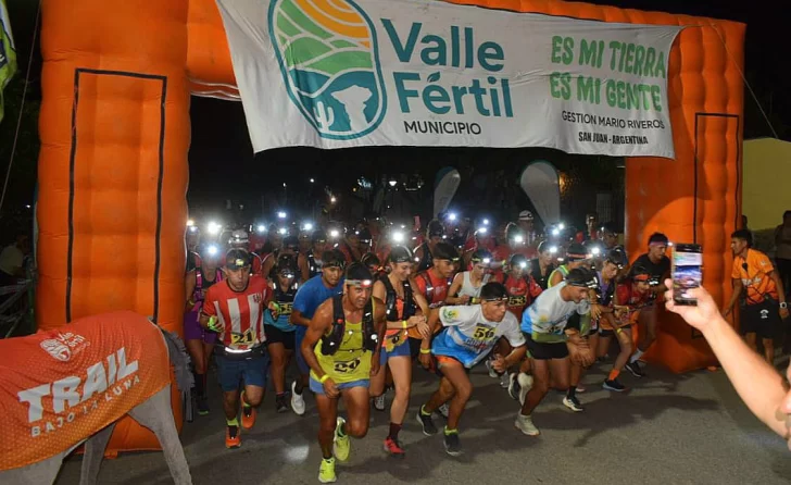 Valle Fértil brilló a la luz de la luna