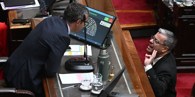 Martínez se enojó con Martín Menem, lo insultó y lo invitó a pelear en “Segurola y Habana” Martínez se enojó con Martín Menem, lo insultó y lo invitó a pelear en “Segurola y Habana”