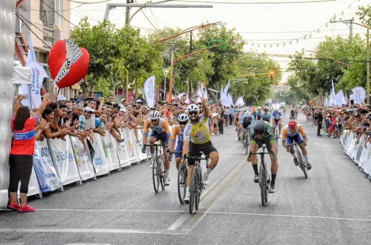 Giro del Sol: Marcos Méndez se quedó con la etapa de la Difunta Correa Giro del Sol: Marcos Méndez se quedó con la etapa de la Difunta Correa