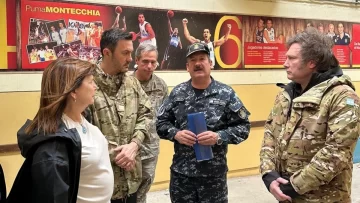 Javier Milei llegó a Bahía Blanca para monitorear la asistencia a las víctimas de la tragedia