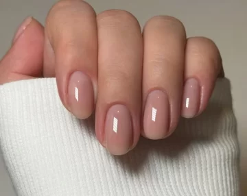 Estos son los 5 colores de uñas en tendencia para este otoño invierno 2025