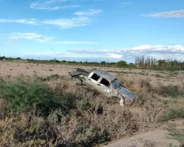 Un bebé de un mes falleció en el vuelco de una camioneta que guiaba su abuelo, ebrio