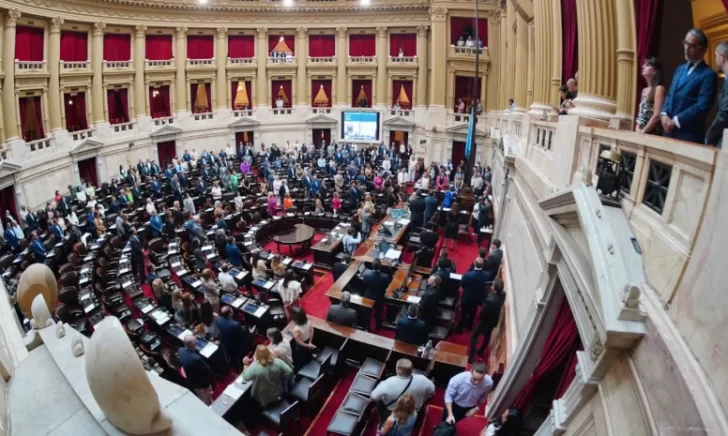 El Gobierno convocó a una sesión en Diputados para este miércoles para tratar el DNU del acuerdo con el FMI