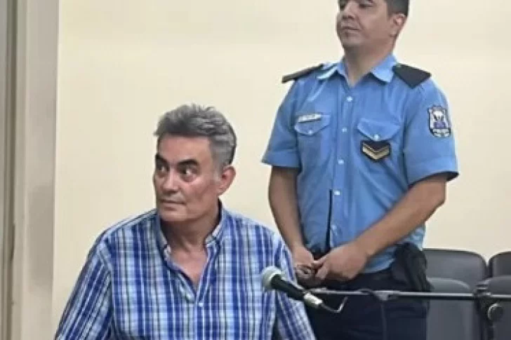 Un abogado pasó casi 10 horas detenido por un escándalo en una seccional de la Capital