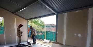 DCC080325-004F07-728x373