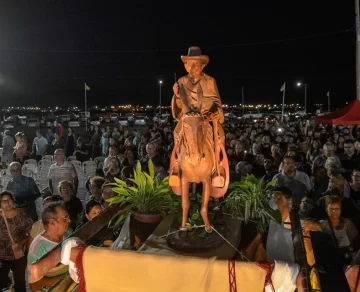 DCC150325-003F07-728x591