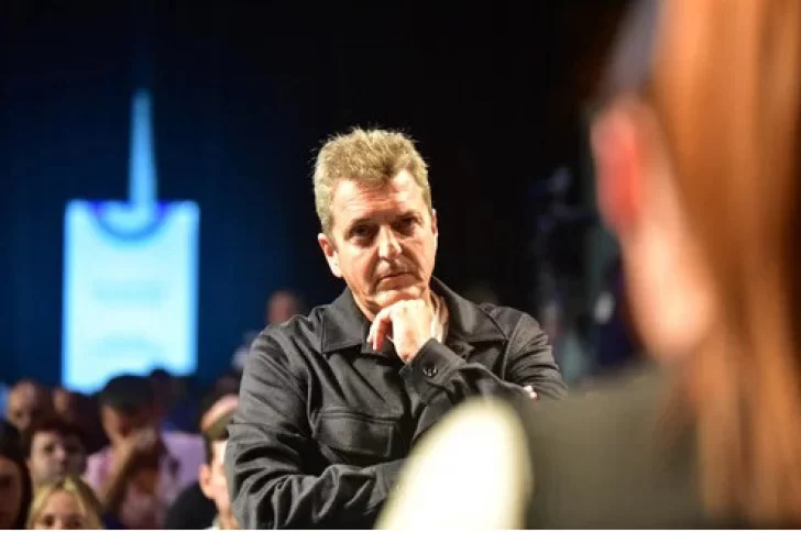 Massa pide al PJ unidad y construir una alternativa