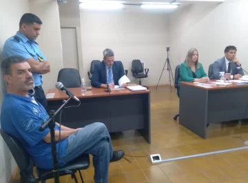 Incorregible: tenía dos castigos por abuso y recibió otro por manosear a dos nenas