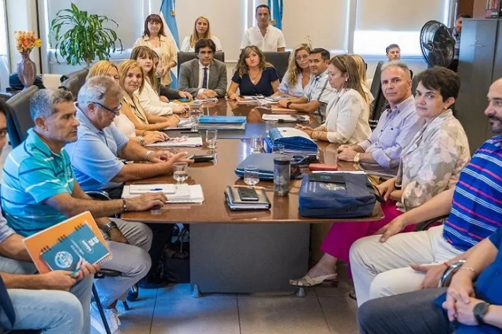 Gobierno ofreció un bono de $100.000 a docentes, pero no llegaron a un acuerdo