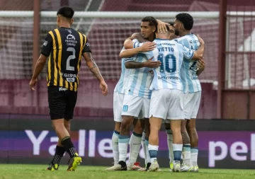 Racing Club dejó en el camino a Santamarina