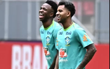 Dorival cambió medio equipo