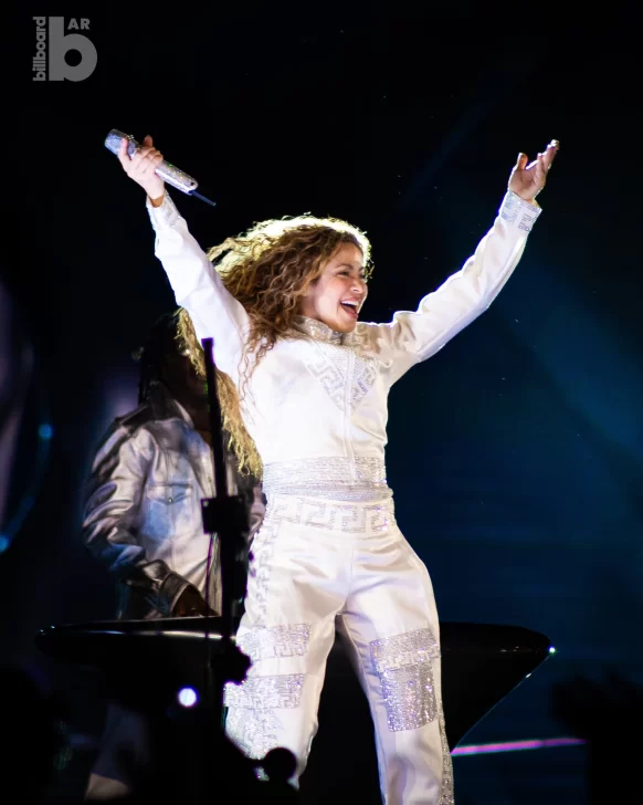 Épico e inolvidable primer show de Shakira en Argentina Épico e inolvidable primer show de Shakira en Argentina