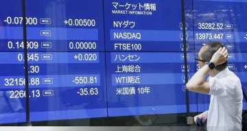 Incertidumbre arancelaria y geopolítica hace caer las Bolsas